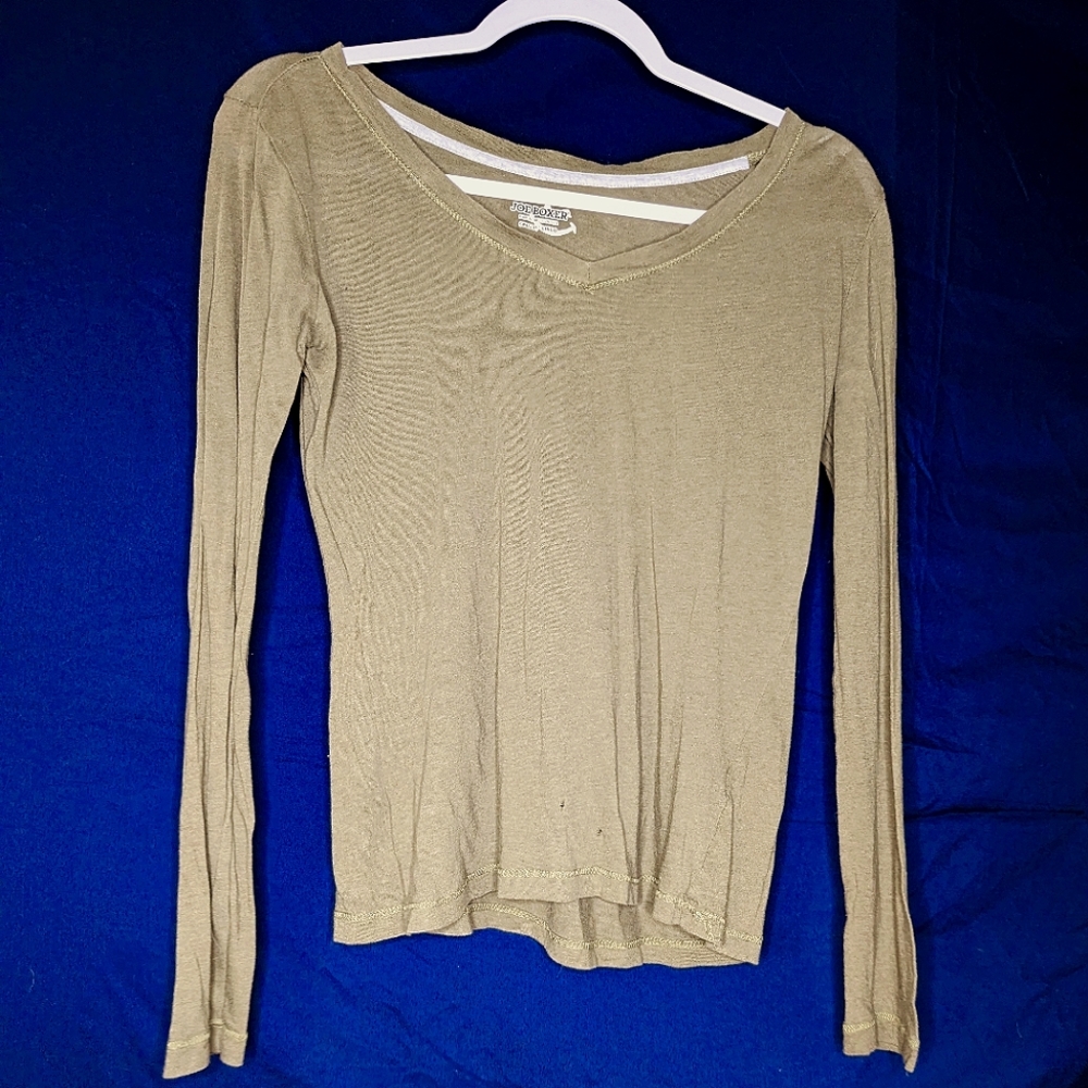 Dark green casual long sleeve tee